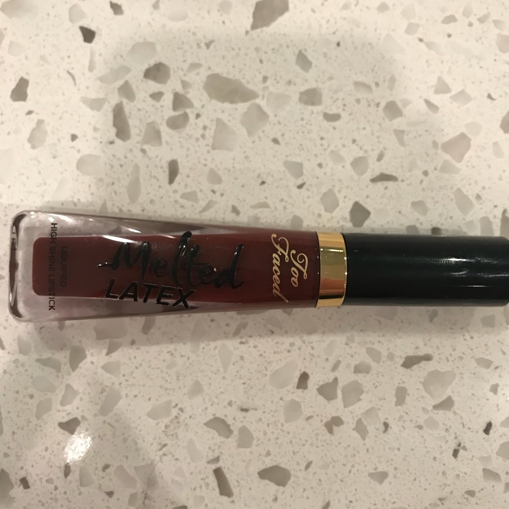 Too faced melted latex liquified hi shine lipstick